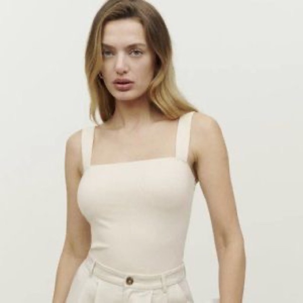 Reformation Canyon Knit Tank in Almond size M